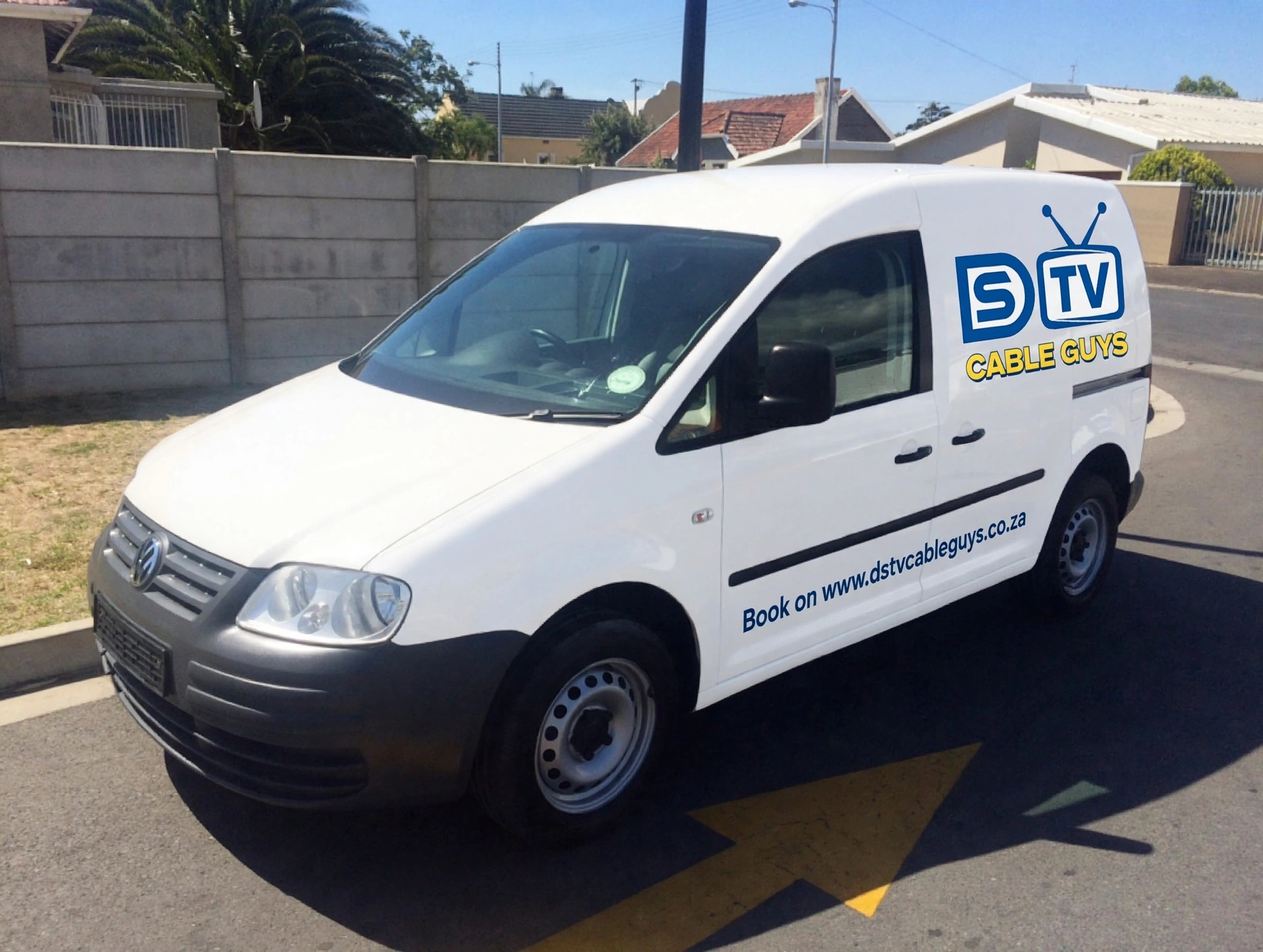 Call DS TV customer care number Johannesburg, South Africa open 24/7. Get DS TV agency WhatsApp contact number.